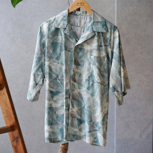 RAGLAN-SLEEVE ALOHA SHIRT - green leaf